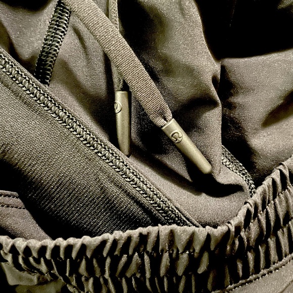 Last Pair! NWT✨Lululemon Pace Breaker Linerless Shorts 7” - Picture 3 of 8